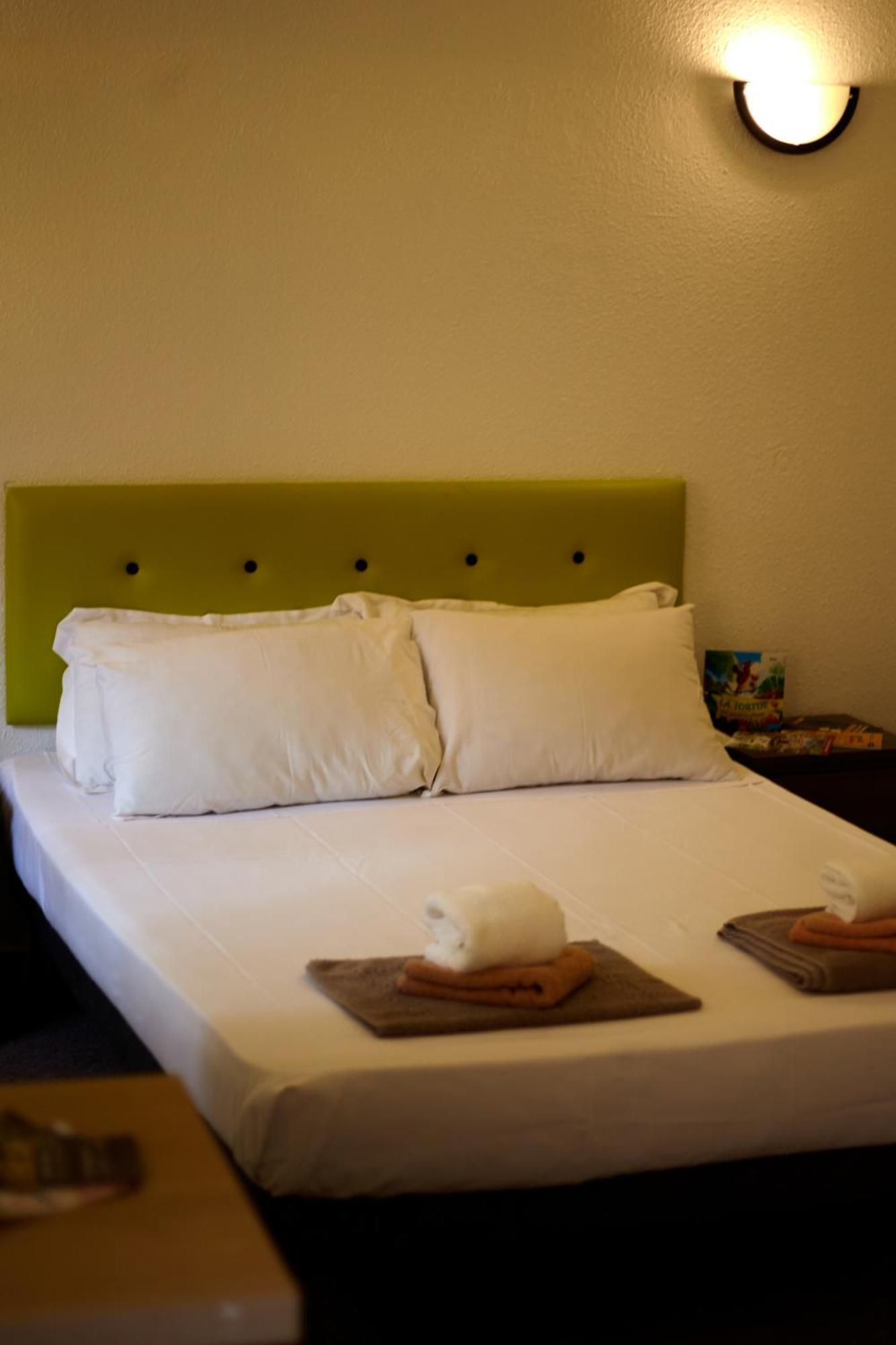 Hotel La Voile Bleue La Richardais Dış mekan fotoğraf